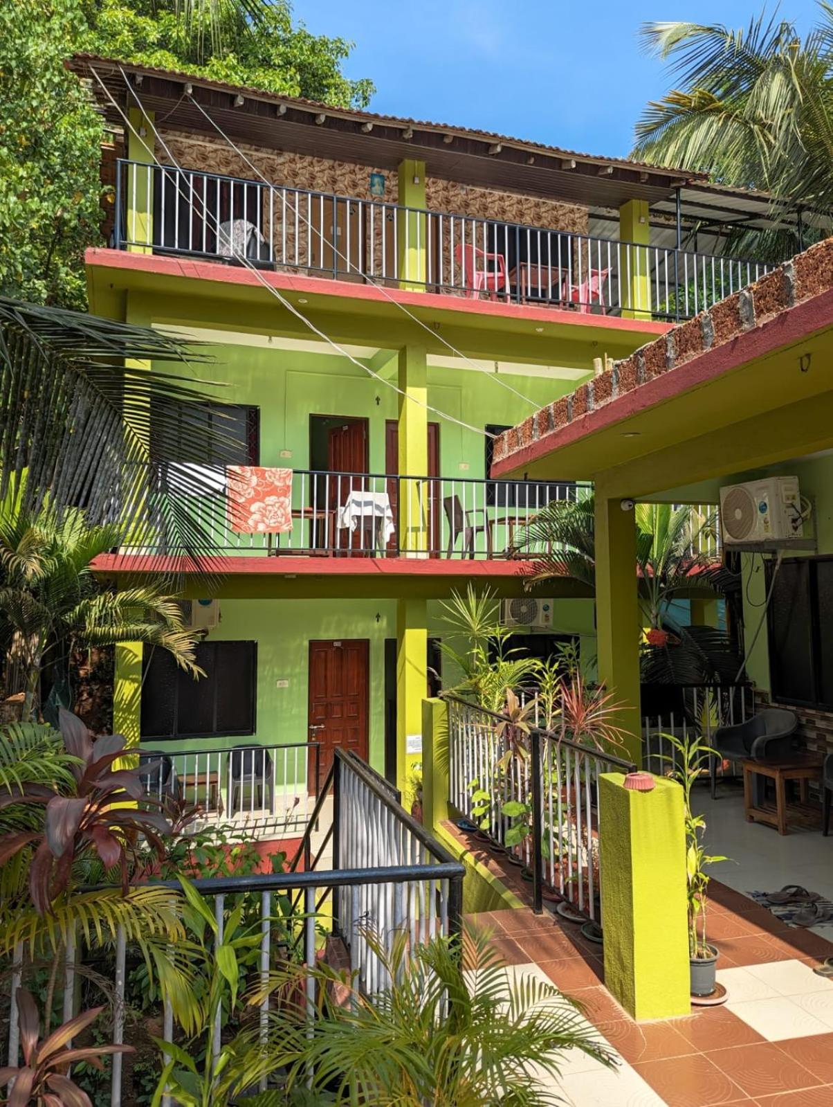 Luciano Guest House Arambol Exterior photo